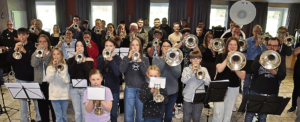 Mehr über den Artikel erfahren Musiker träumen von Irland